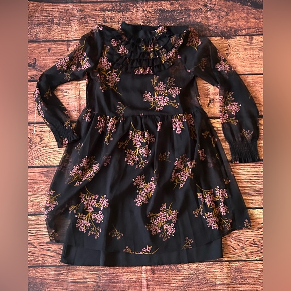 Who What Wear Dresses & Skirts - Who What Wear Chiffon Mini Dress Long Sleeve Floral Ruffle Trim Pullover Size XS